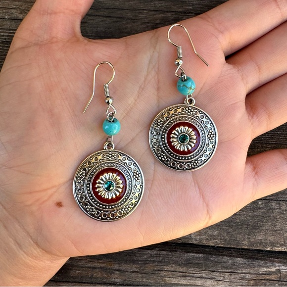 Boho 🌻 Silver Tone Medallion Dangle Drop Earrings Blue Burgundy Enamel Western - Picture 8 of 9